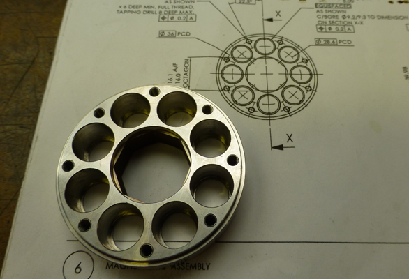 Image of a component and drawing